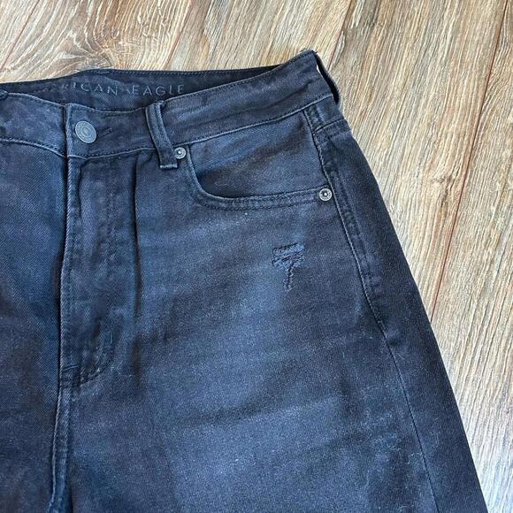American Eagle NWT Jeans Womens 6 Black Mom Straight Leg High Rise Ripped - Picture 6 of 9